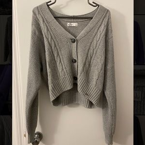 Gray cropped cardigan/sweater